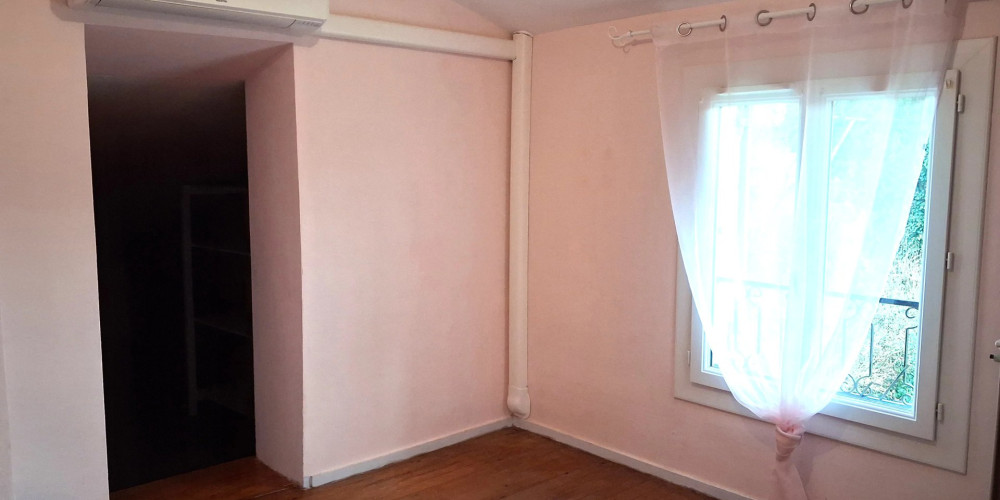 maison à CIVRAC SUR DORDOGNE (33350)